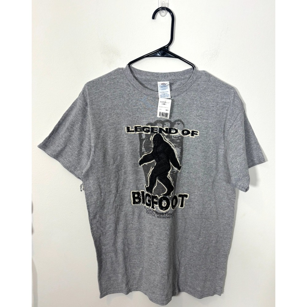 Legends of Bigfoot Pacific Northwest Seattle, Washington Size Medium T-Shirt